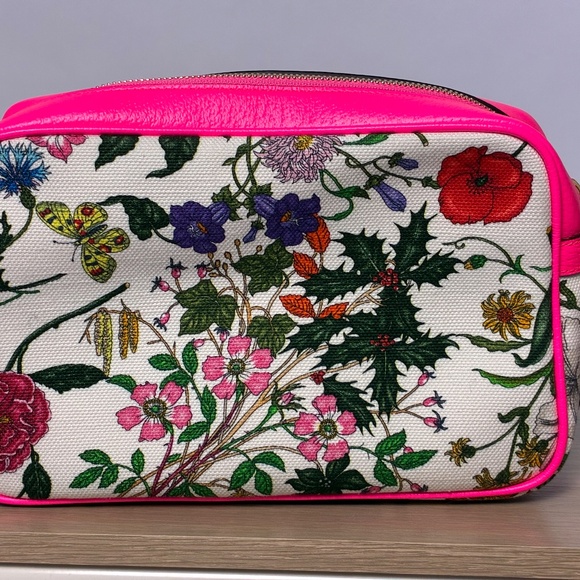 AUTHENTIC Gucci Flora Canvas Crossbody Bag with Dust Bag - Picture 5 of 10